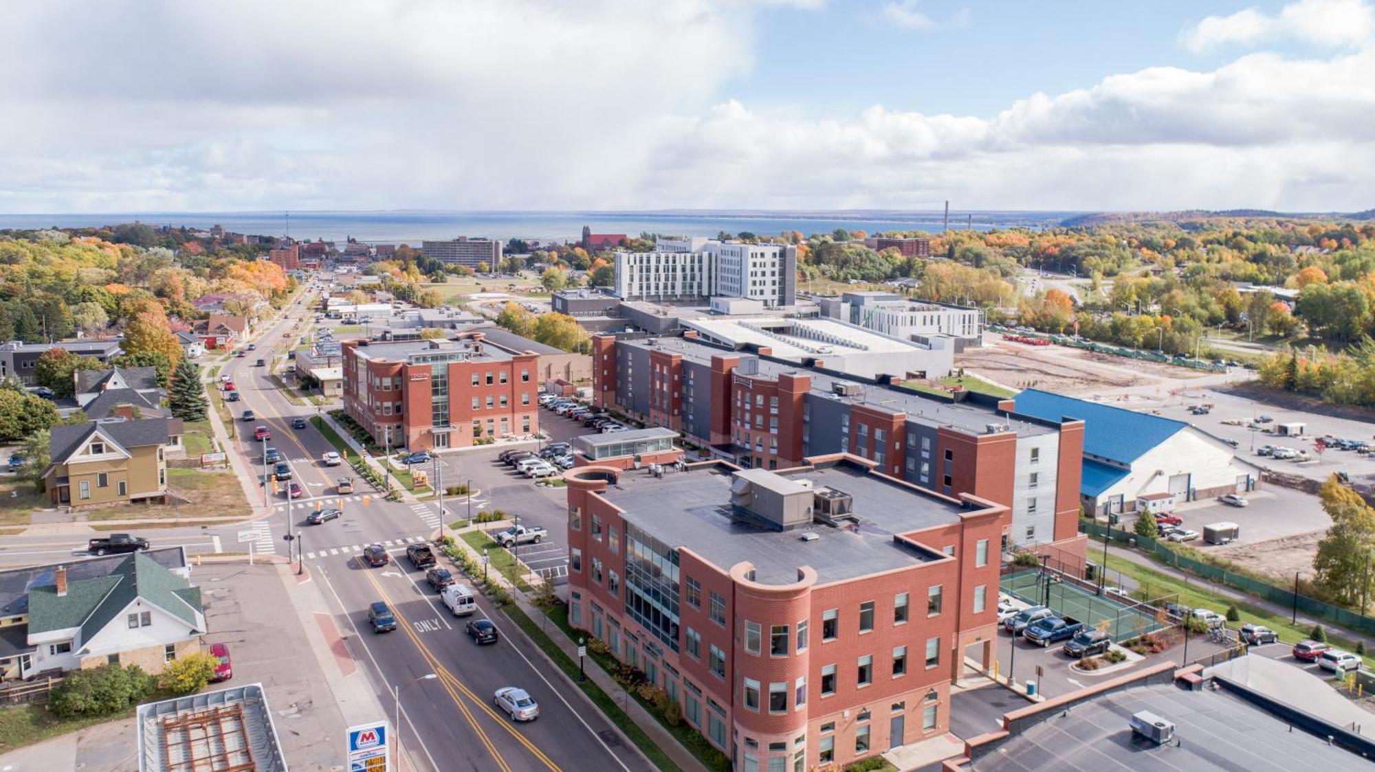 Staybridge Suites Marquette By Ihg Exterior foto